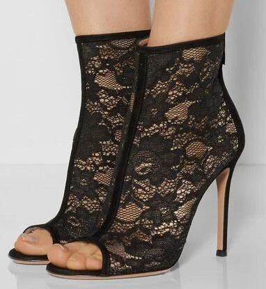 Embroidered Women Booties