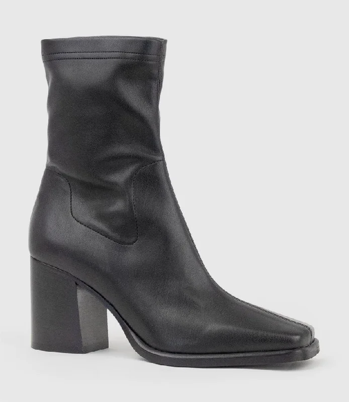 UNDRA80 Square Toe Ankle Boot in Black