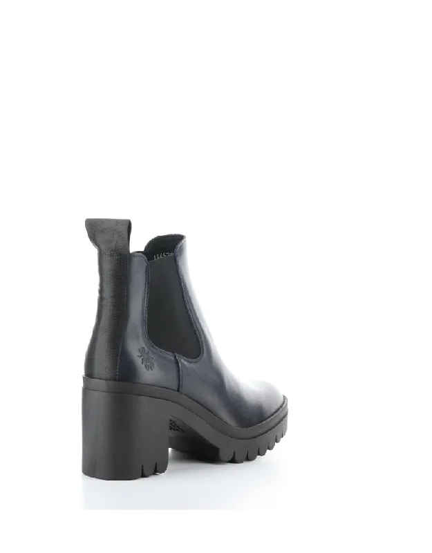 TOPE LUG SOLE HEELED CHELSEA BOOT