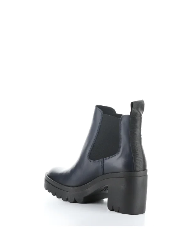 TOPE LUG SOLE HEELED CHELSEA BOOT